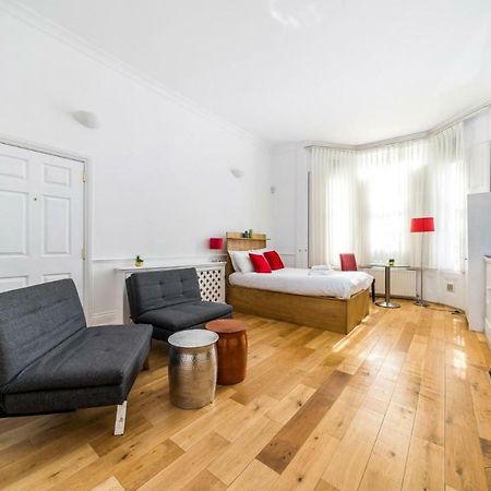 New 1 Bedroom Earls Court Flat Centre Of لندن المظهر الخارجي الصورة