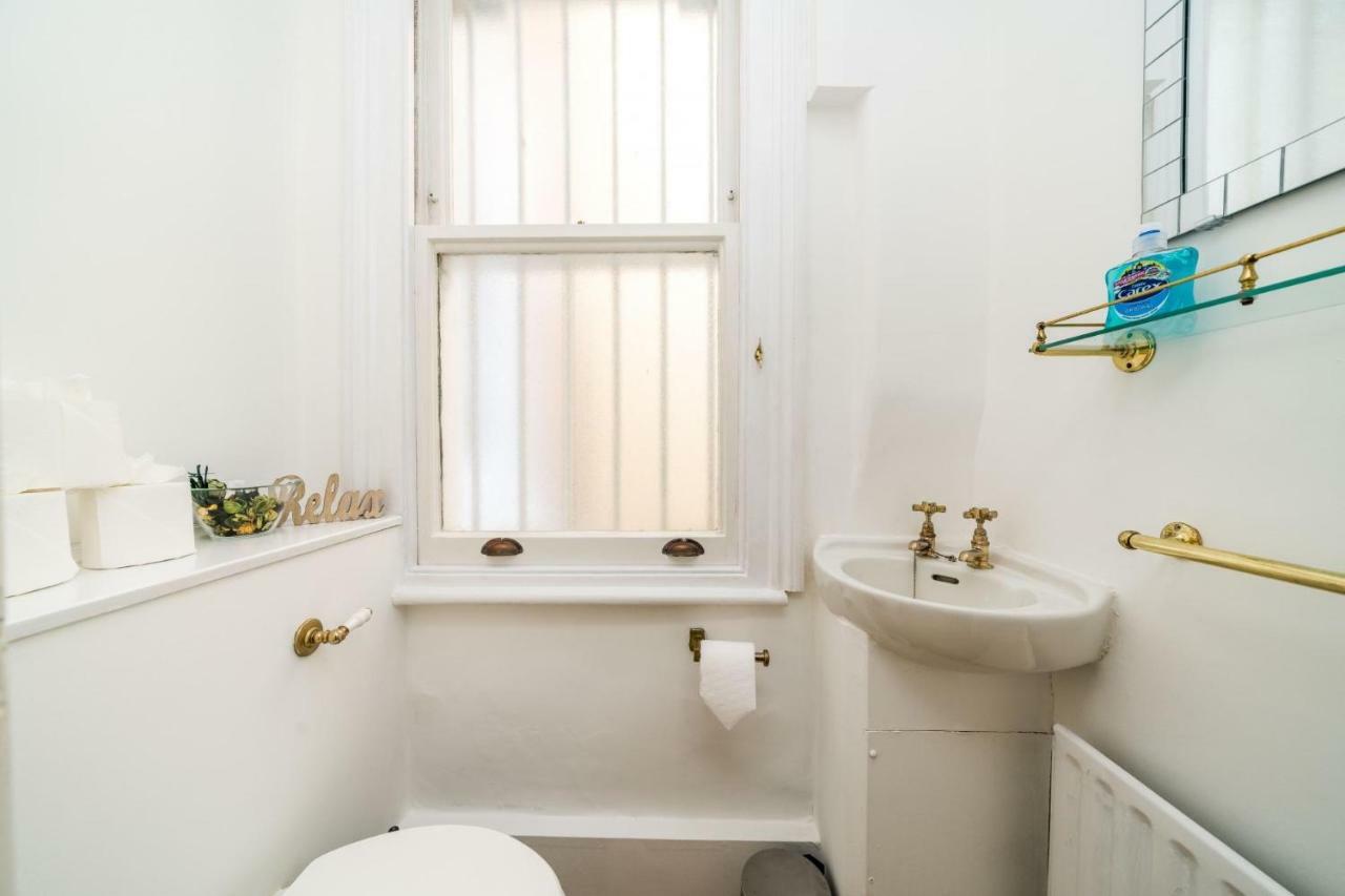 New 1 Bedroom Earls Court Flat Centre Of لندن المظهر الخارجي الصورة